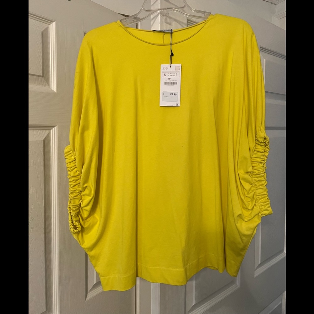 NWT - Zara Womens Top